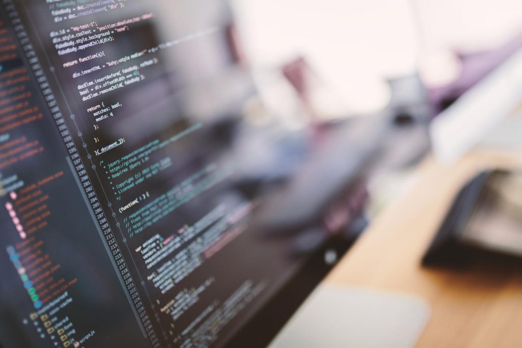 現役エンジニアによるオンラインプログラミングスクール「CodeCamp」を受講し始めてから1年経った結果